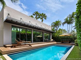 108 6th Ter, Miami Beach, FL 33139