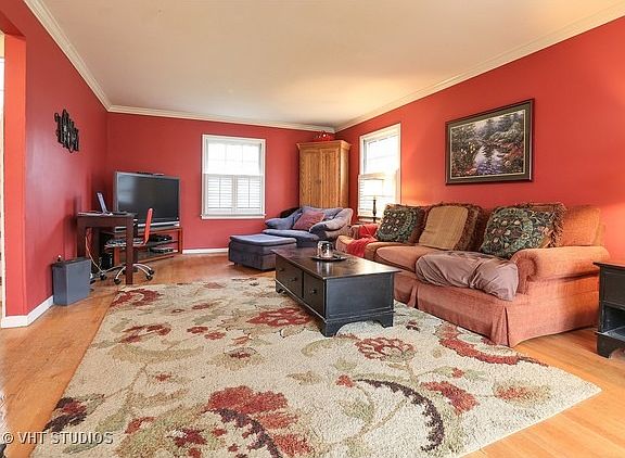4th image of 1429 Western Ave