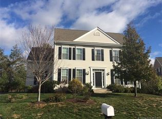 10 Camden Way, Avon, CT 06001