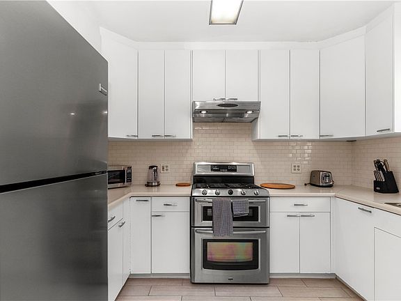 5th image of 161 N Willaman Dr