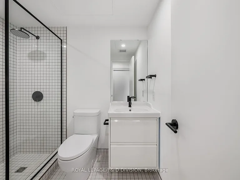 325 Sammon Ave #G3 — Photo 10