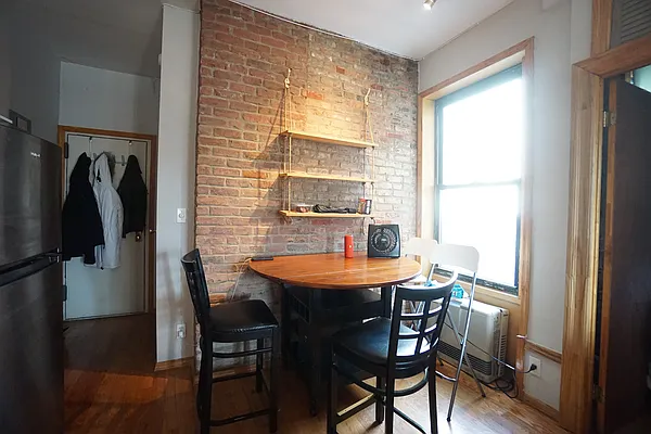 Rented by Rennit Inc. | media 15