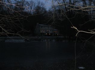 143 E Middle Patent Rd, Bedford, NY 10506