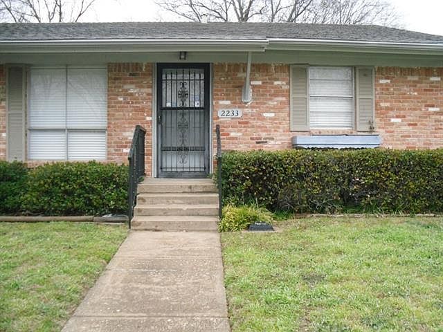 1st image of 2233 Sussex Dr