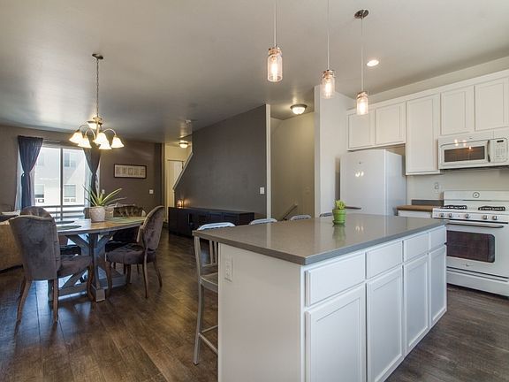 4th image of 12676 S Laureston Way