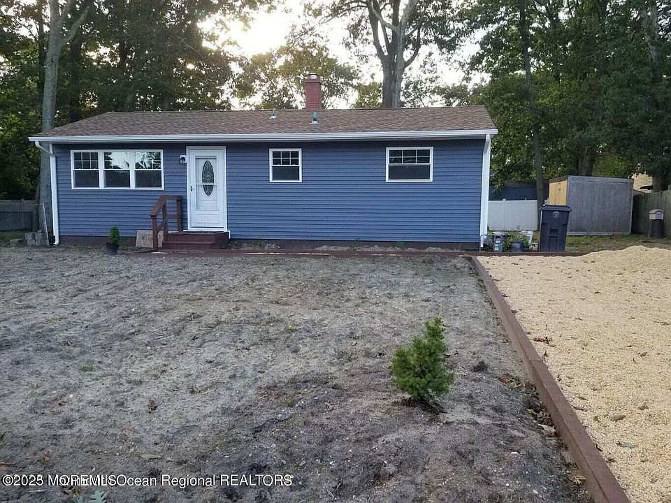 1st image of 582 Sica Ln