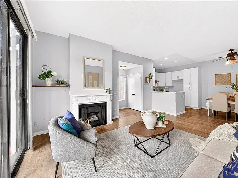 8615 Meadow Brook Ave #101 — Photo 3