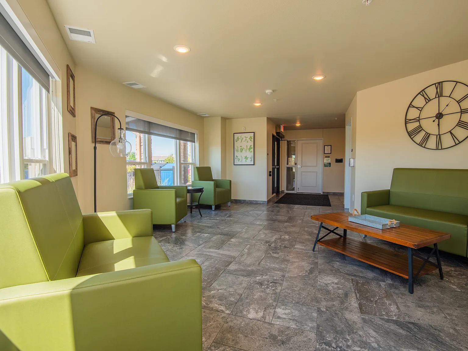 Rosemary Apartments — Photo 4