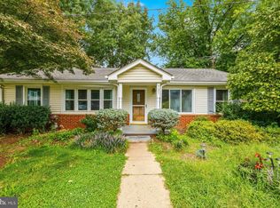 721 Wirt St SW, Leesburg, VA 20175