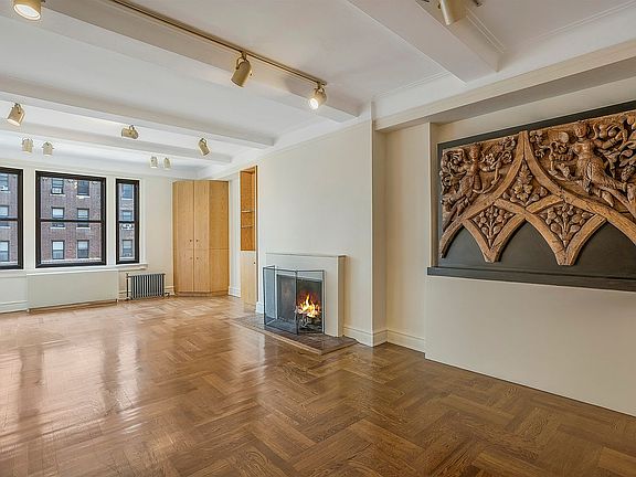 4th image of 70 E 96th St APT 7B