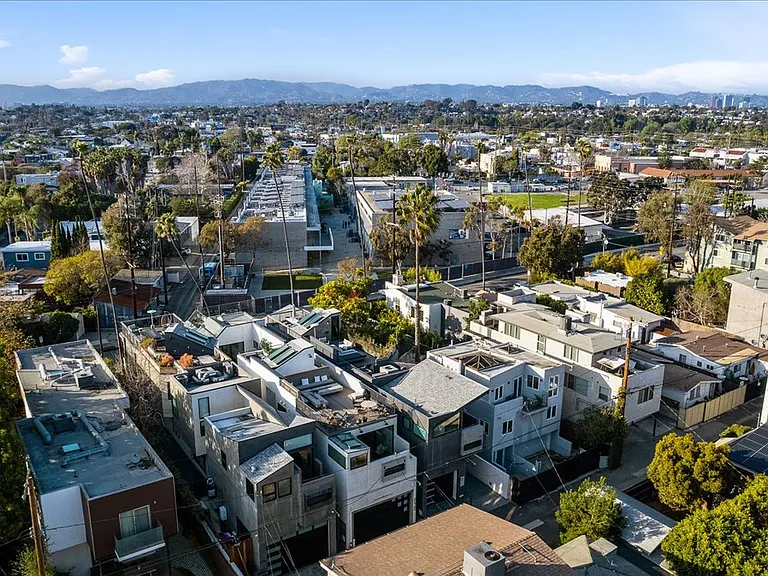 840 California Ave — Photo 37