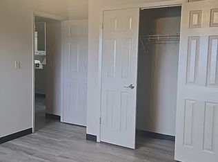951 22nd Ave #8, Coralville, IA 52241