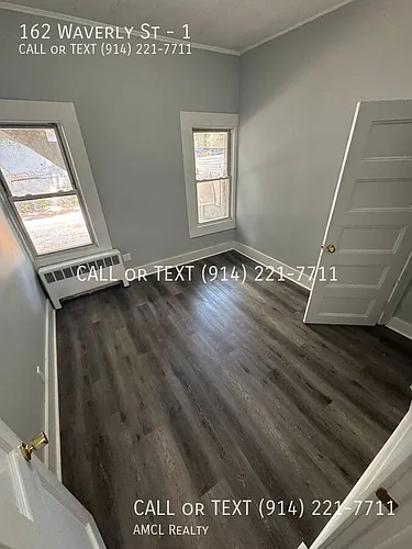 162 Waverly St Photo 1