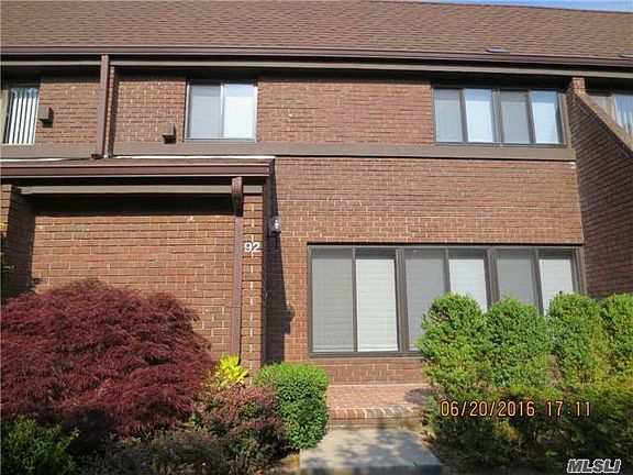 2nd image of 92 Acorn Ponds Dr #0