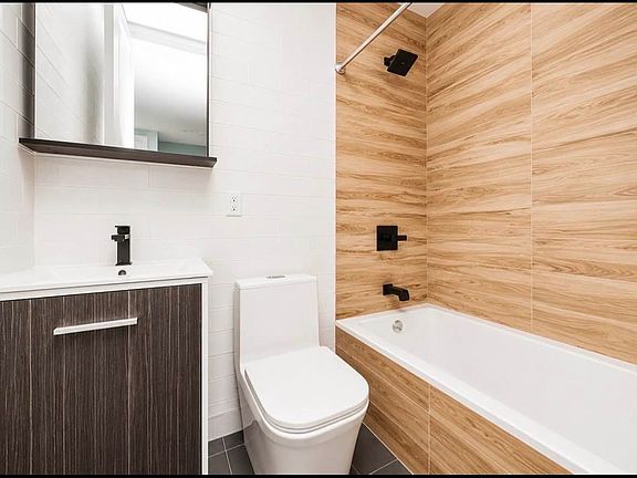 3rd image of 302 Stanhope St APT 3R