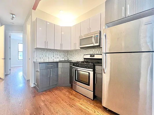 Rented by Doorway NYC, LLC | media 3