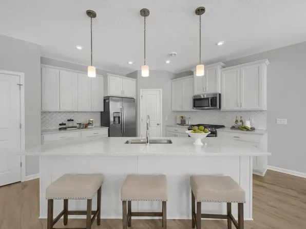 19382 Crimson Way, Farmington, MN 55024