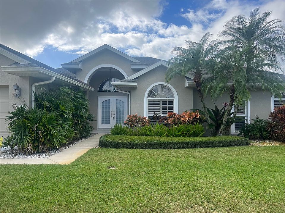 1st image of 3947 9th Ln