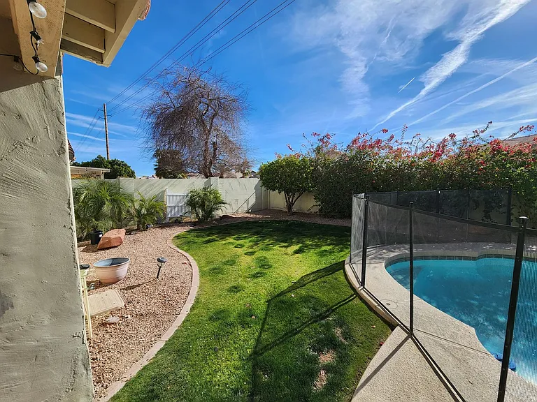 15013 S 46th Pl — Photo 24