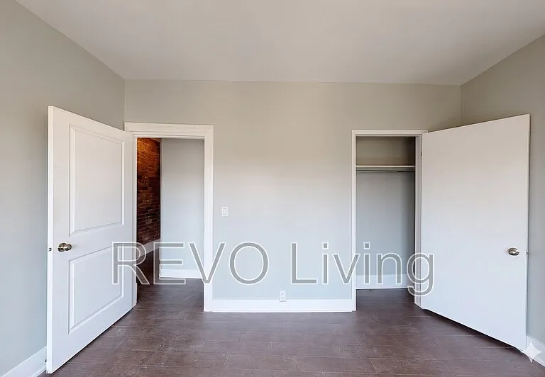 477 King St E #463 — Photo 6