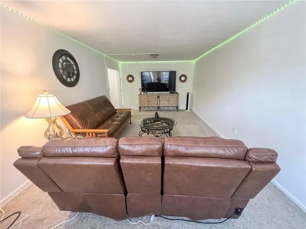 222 N Broadway #5F, Yonkers, NY 10701