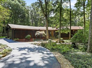 9070 Hawthorne Point, Westerville, OH