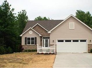 39293 Camelot Way, Avon, OH 44011