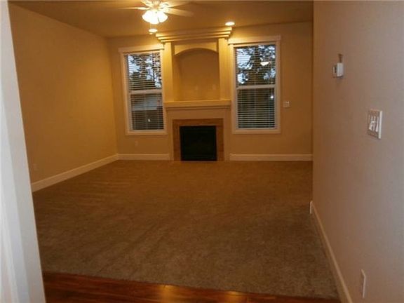 5th image of 17410 19th Ave E