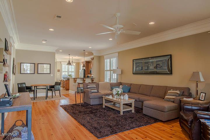 1st image of 13059 Hartley Cir
