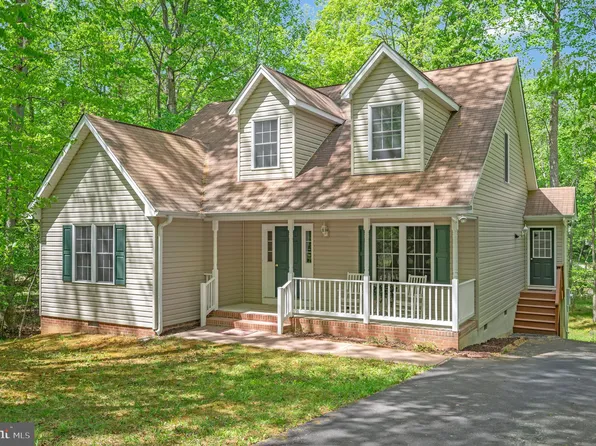 105 Larkspur Ln, Locust Grove, VA 22508