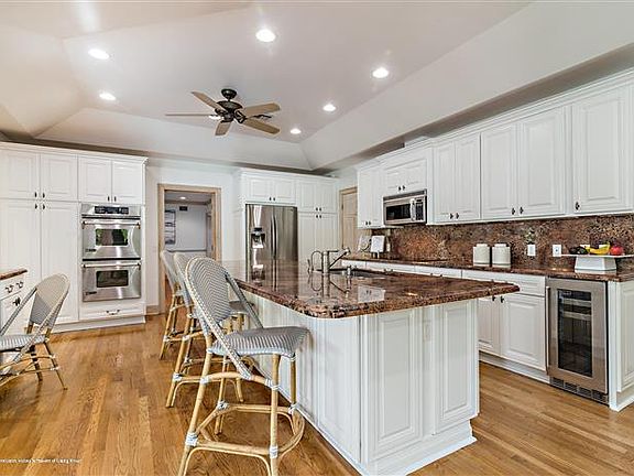 4th image of 2121 S Flagler Dr