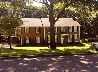 2300 Sleepy Hollow Ln, Germantown, TN 38138