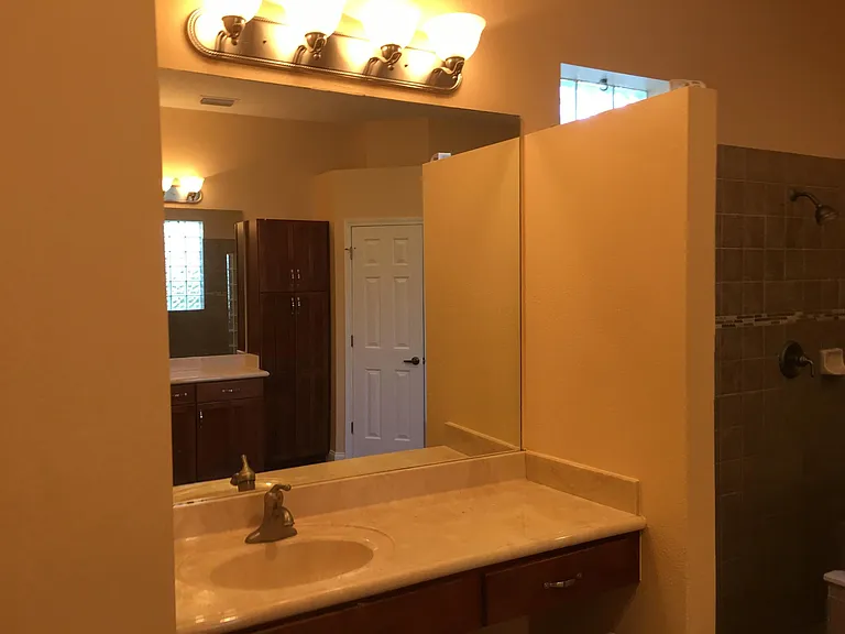 10847 Barbados Isle Dr — Photo 16