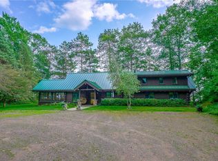 8720 N Ridge Dr, Hayward, WI 54843