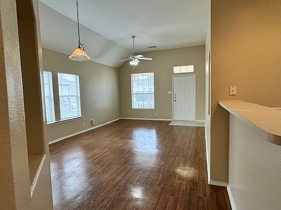 5th image of 2853 Southampton Way APT B
