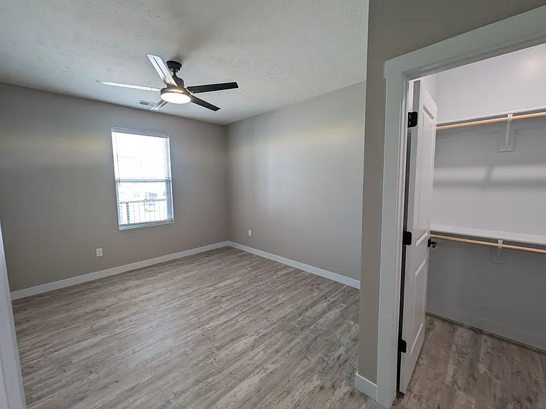 3418 Brecken St — Photo 49
