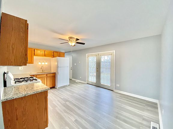 5th image of 22101 Brookwood Dr
