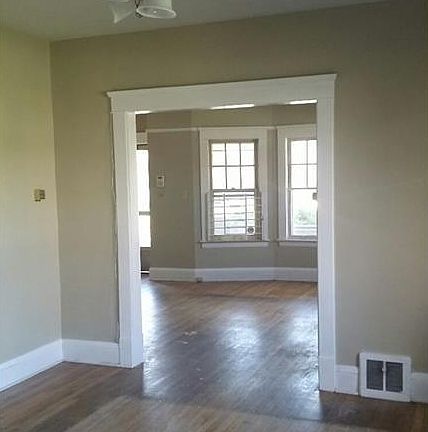 3rd image of 14305 Westropp Ave