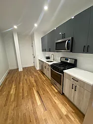 Rented by City Prime Commercial Realty 