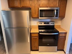 1 bed, 1.0 bath, 716 sqft, $1,450, 1 br / 1.0 ba, $1450