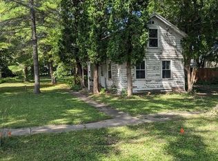 122 E 5th St, Westfield, WI 53964
