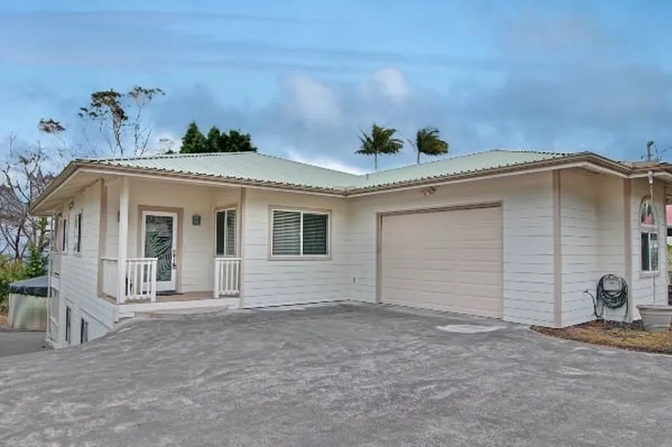 Furnished. Lovely 1 Bedroom 1 Bath Unit In Kaumana — Photo 1