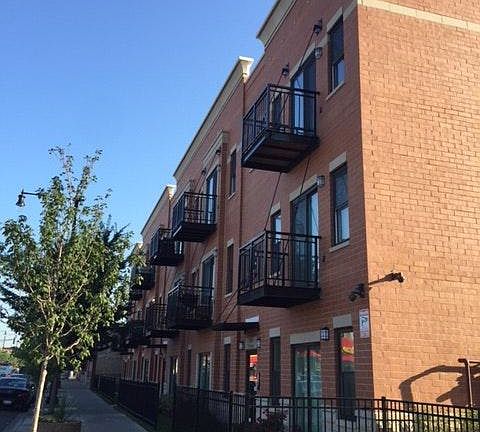 2nd image of 2929 N Central Ave Unit 305