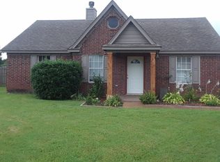 185 Greer Ln, Oakland, TN 38060