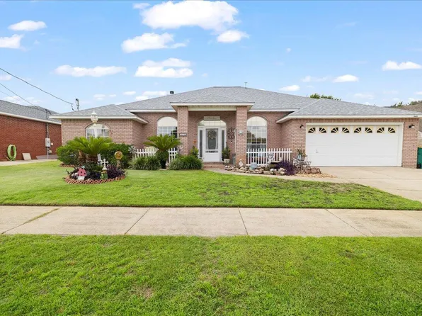 329 Sailfish Cir, Destin, FL 32541