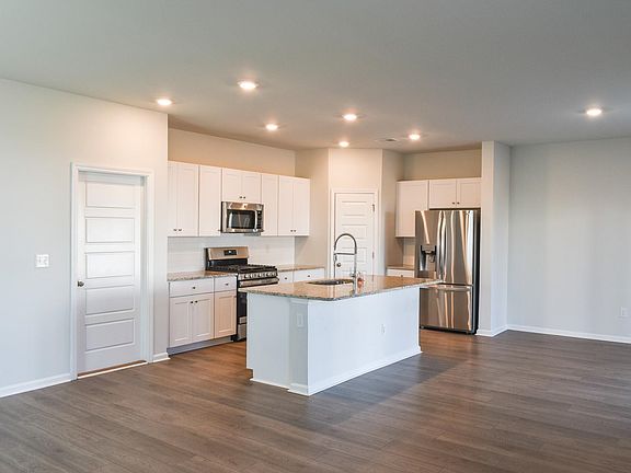 4th image of 1057 Saltgrass Way