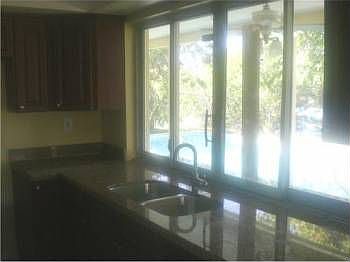 3rd image of 8165 NW 21st St