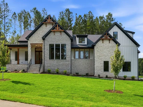 85 Ashbrooke Falls Dr, Franklinton, NC 27525