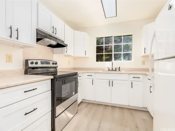 44-102 Ikeanani Dr APT 412, Kaneohe, HI 96744