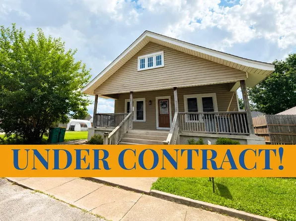 311 Jackson St, Macon, MO 63552